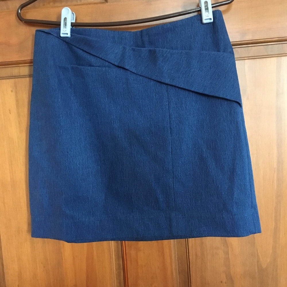 NWT Halston Heritage denim mini skirt size 2